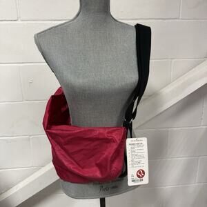 Lululemon Namaste Yoga Tote Gym Bag Red Graphic Logo Adjustable Strap NEW NWT